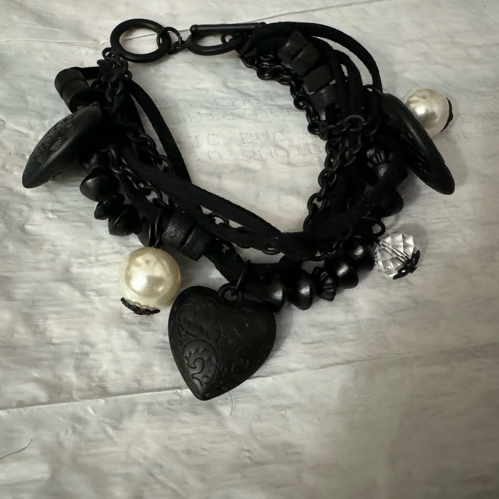 New, beautiful hair accessory! Look gorgeous and beautiful all day long!